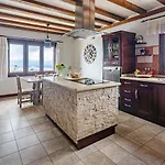 Casa Layka, Con Maravillosas Vistas Al Mar דירה
